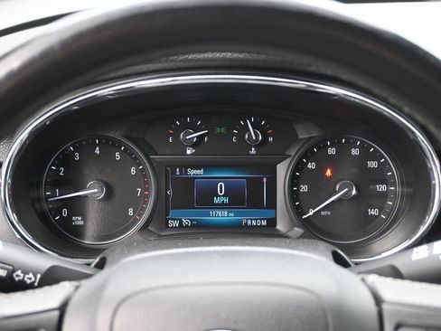 Used 2020 Buick Encore Preferred image 12