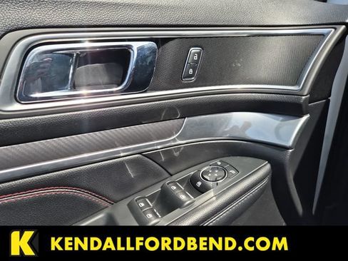 Used 2017 Ford Explorer Sport AWD/4WD image 10