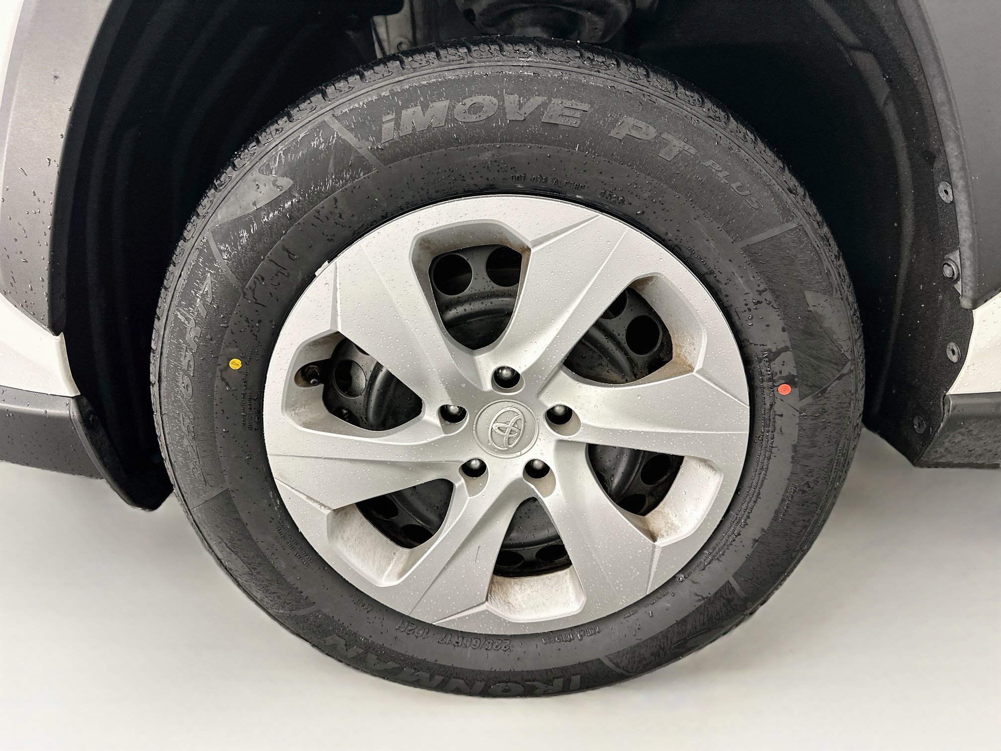 Used 2025 Toyota RAV4 LE AWD/4WD image 35