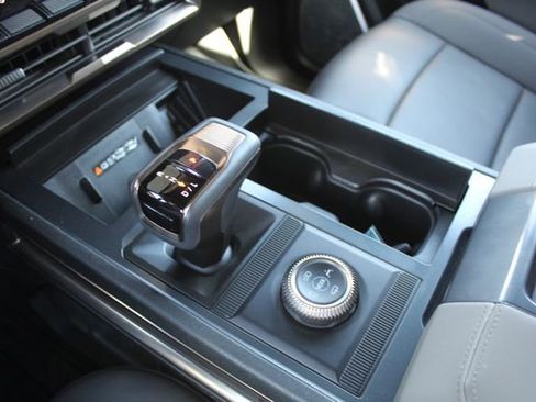 Used 2024 GMC Hummer EV 3X image 33