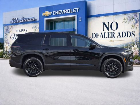 New 2026 Chevrolet Traverse LT w/ Midnight/Sport Edition FWD image 7