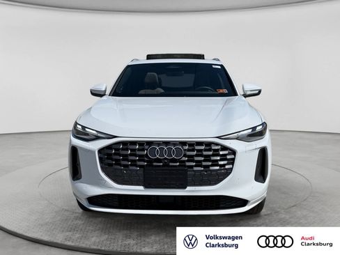 Used 2025 Audi Q5 Premium w/ Convenience Package AWD/4WD image 2