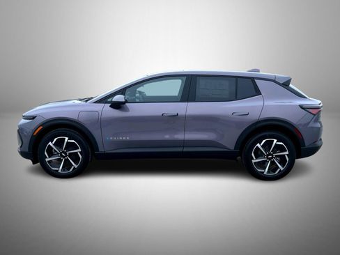 New 2026 Chevrolet Equinox EV LT image 8