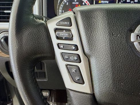 Used 2019 Nissan Titan SL w/ Chrome Package AWD/4WD image 14