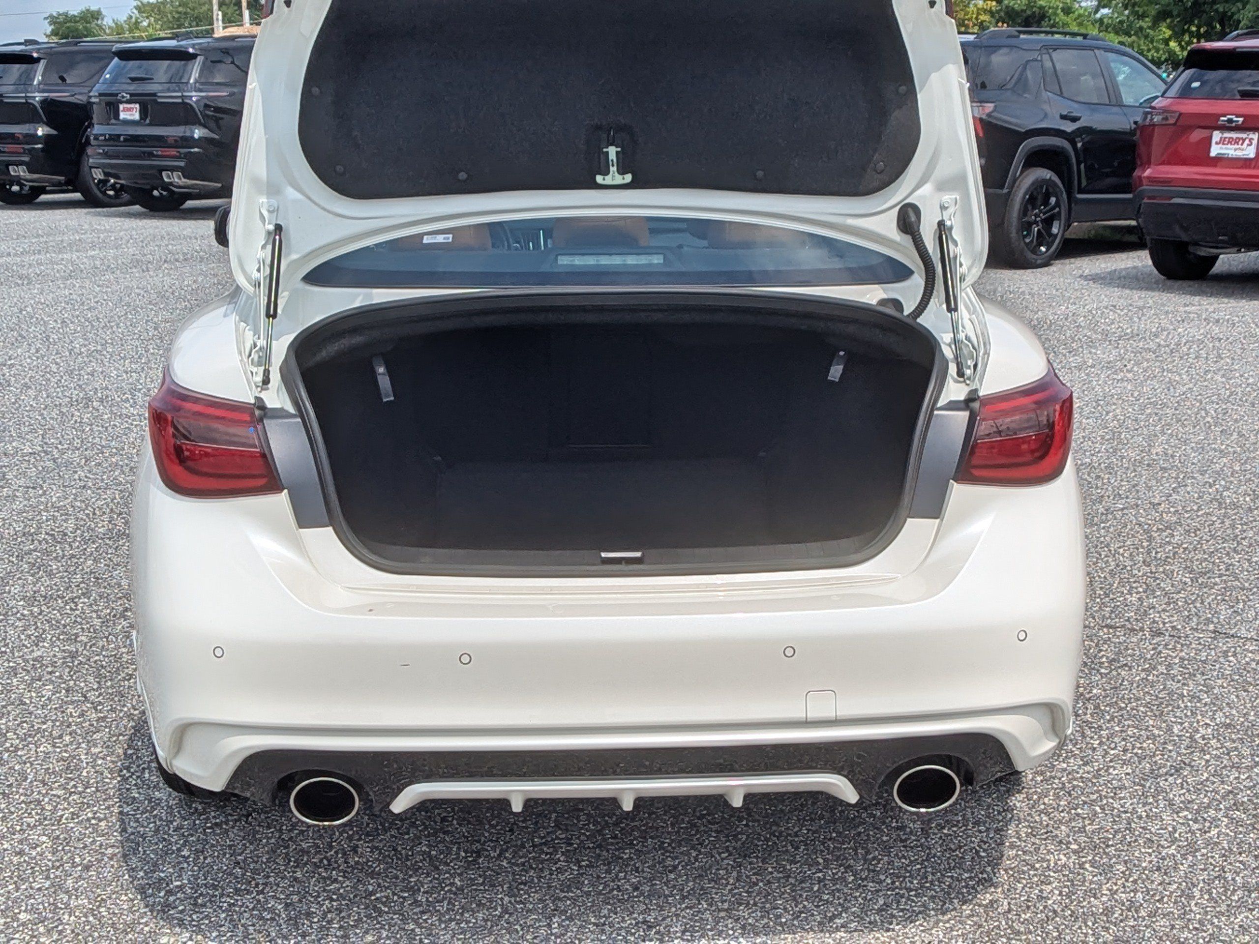 Used 2023 INFINITI Q50 Sensory AWD/4WD image 8
