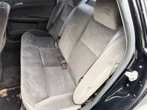 Used 2014 Chevrolet Impala Limited LS FWD image 10