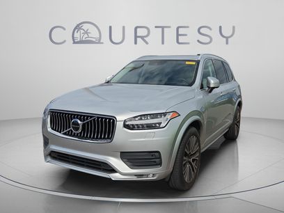 Used 2021 Volvo XC90 T6 Momentum w/ Advanced Package