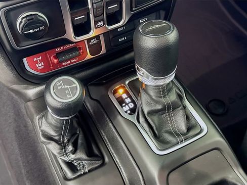 New 2026 Jeep Gladiator Sport image 19