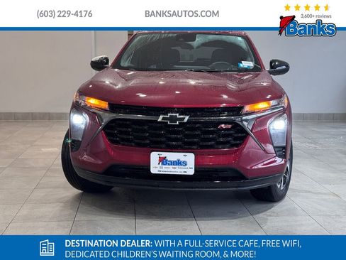 Certified 2024 Chevrolet Trax RS image 3