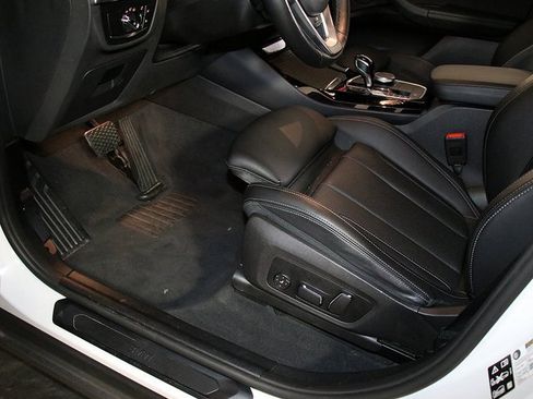 Used 2024 BMW X3 xDrive30i image 25