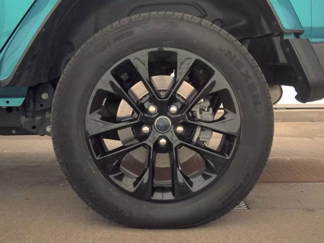 Used 2024 Jeep Wrangler Unlimited Sahara AWD/4WD image 20