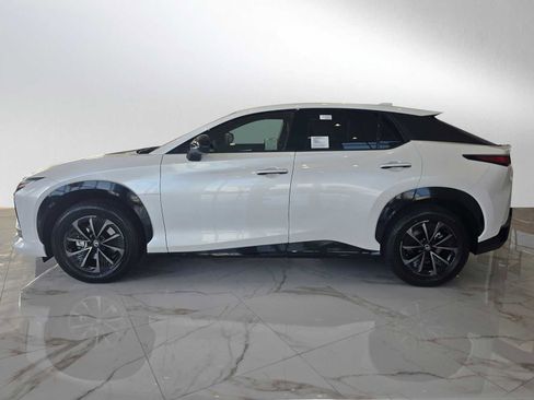 New 2026 Lexus RZ 350e image 6
