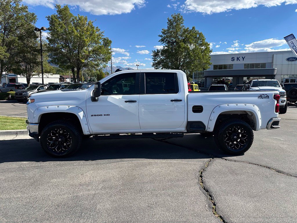 Used 2021 Chevrolet Silverado 2500 LT w/ Fleet Comfort Package AWD/4WD image 13