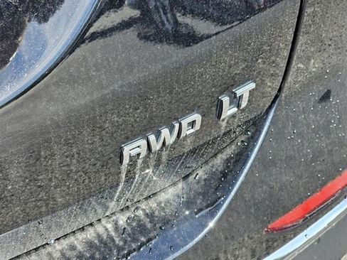 Used 2021 Chevrolet Equinox LT image 16