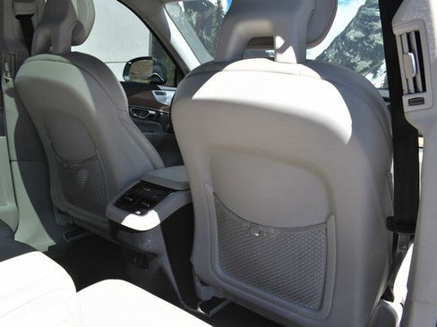 Used 2016 Volvo XC90 T6 Inscription w/ Vision Package image 28