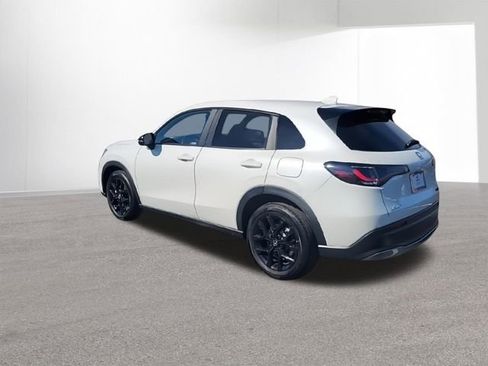 Certified 2023 Honda HR-V Sport image 6