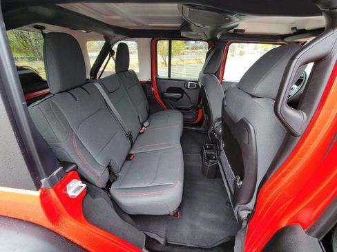 Used 2024 Jeep Wrangler Unlimited Rubicon image 16