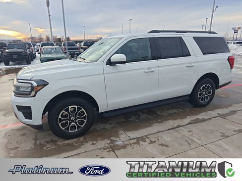 Used 2024 Ford Expedition Max XLT image 1