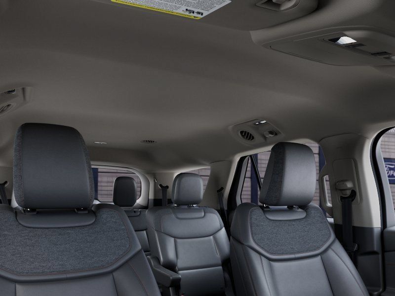New 2027 Ford Explorer Active w/ Active Comfort Package RWD image 28