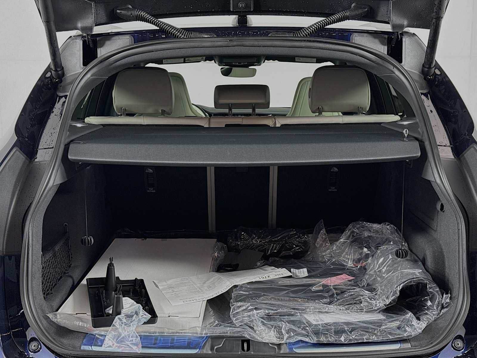 New 2025 Jaguar F-PACE R-Dynamic S AWD/4WD image 26
