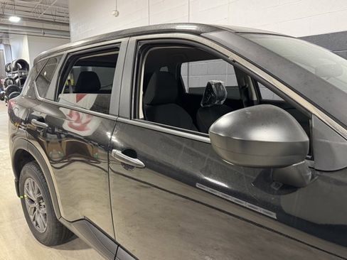 New 2026 Nissan Rogue S image 6