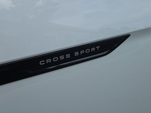 Certified 2023 Volkswagen Atlas Cross Sport SEL R-Line AWD/4WD image 7