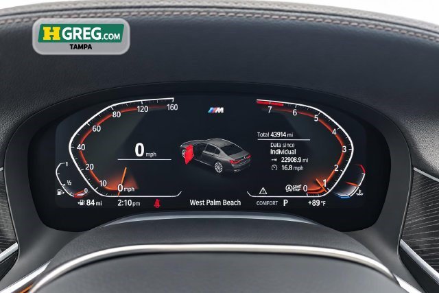 Used 2022 BMW 740i w/ M Sport Package RWD image 15