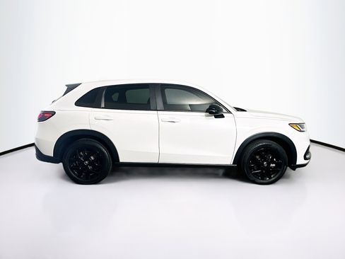 Used 2024 Honda HR-V Sport image 10