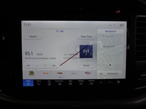 New 2025 Ford F150 Lariat w/ Equipment Group 502A High image 31