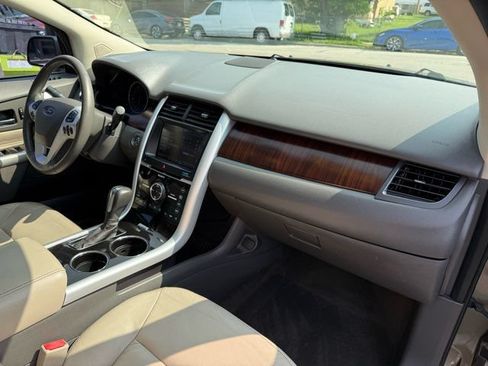 Used 2013 Ford Edge Limited FWD image 27