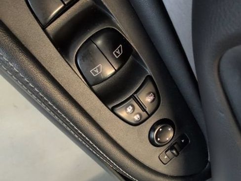 Used 2024 Nissan Murano SV AWD/4WD image 14