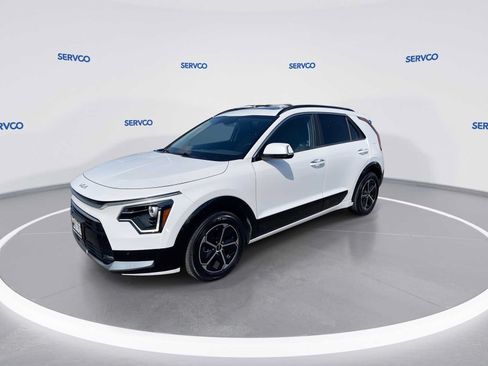 Used 2023 Kia Niro FWD image 4