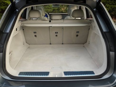 Used 2023 Mercedes-Benz EQE 350+ SUV w/ AMG Line Exterior Package image 37