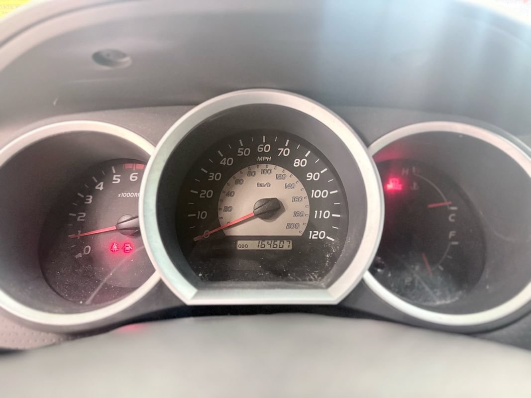 Used 2010 Toyota Tacoma 4x4 Access Cab V6 image 19