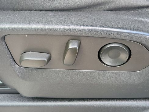 Used 2022 Chevrolet Tahoe RST w/ Luxury Package image 20