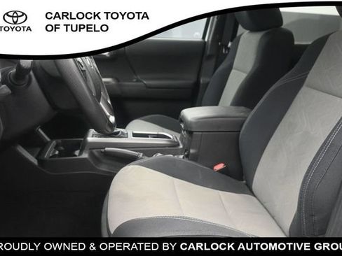 Used 2023 Toyota Tacoma TRD Off-Road AWD/4WD image 21