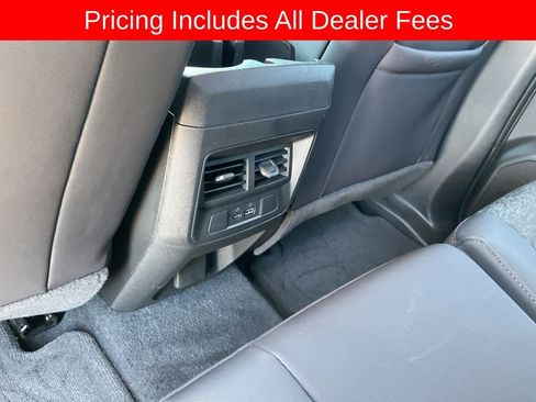 Used 2024 Chevrolet Colorado Z71 w/ Z71 Convenience Package 2 AWD/4WD image 16