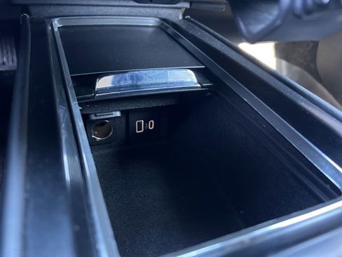 Used 2022 Lincoln Corsair AWD w/ Equipment Group 101A image 34