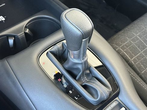 Certified 2026 Honda HR-V LX image 25
