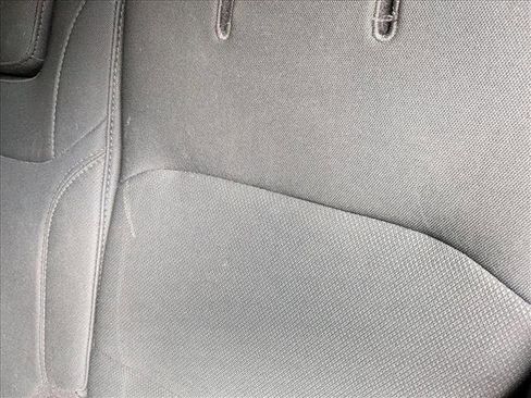 Used 2018 Jeep Wrangler Unlimited Sport S image 13