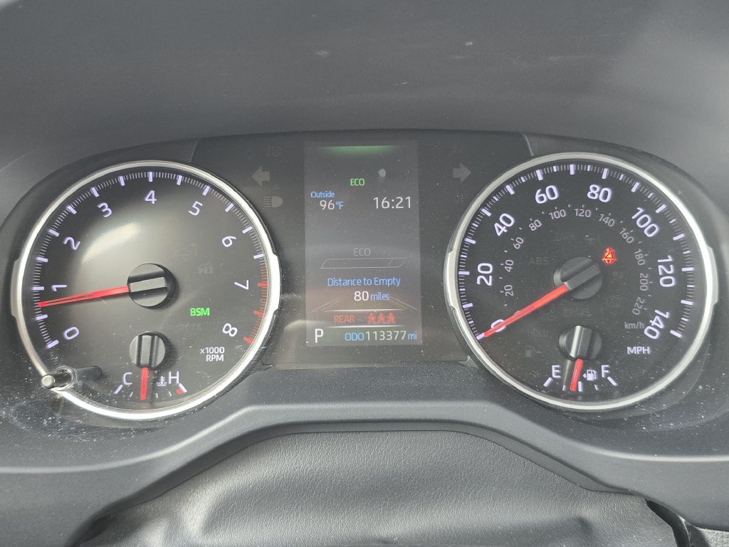 Used 2021 Toyota RAV4 XLE FWD image 27