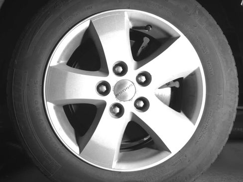 Used 2013 Dodge Grand Caravan SE FWD image 13