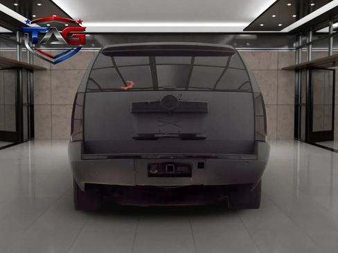 Used 2008 Cadillac Escalade AWD image 9