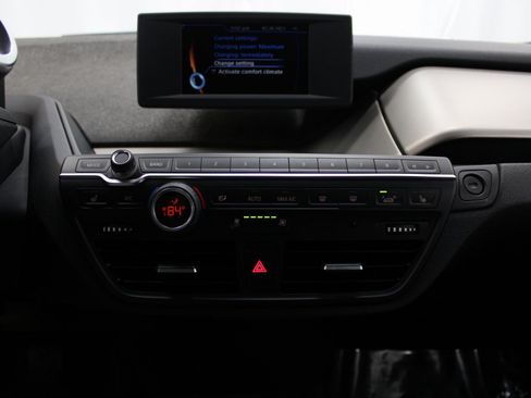 Used 2018 BMW i3 w/ Range Extender image 43
