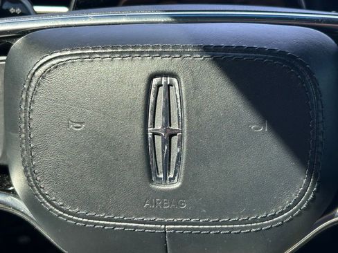 Used 2024 Lincoln Nautilus Reserve w/ Jet Appearance Package (87T) image 40