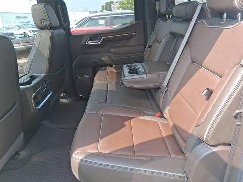 Used 2024 GMC Sierra 1500 Denali w/ Technology Package RWD image 16