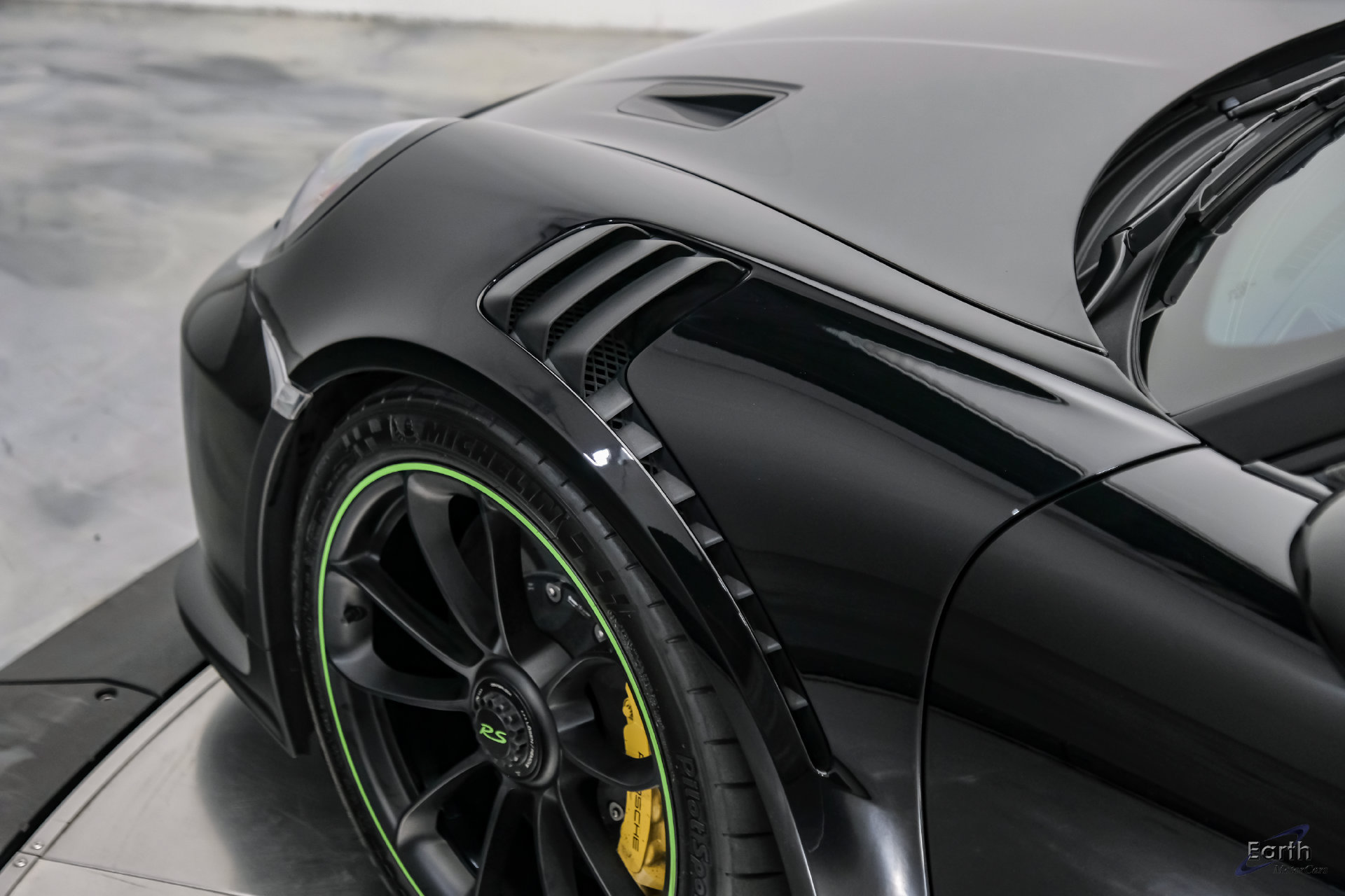 Used 2019 Porsche 911 GT3 RS RWD image 38