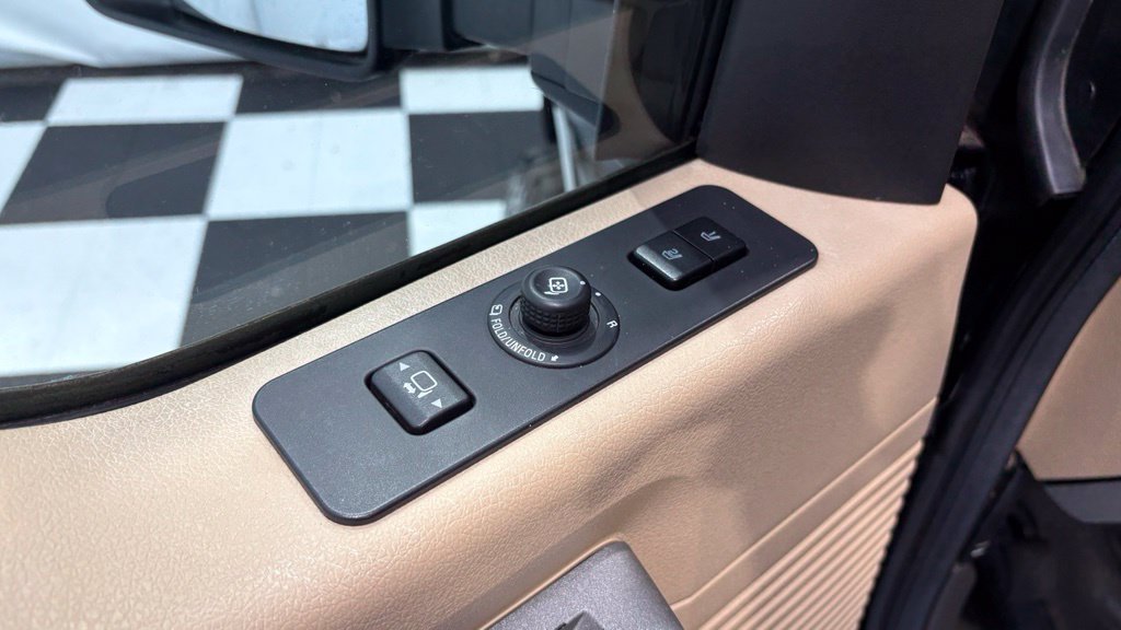Used 2016 Ford F350 Lariat w/ Lariat Ultimate Package AWD/4WD image 16