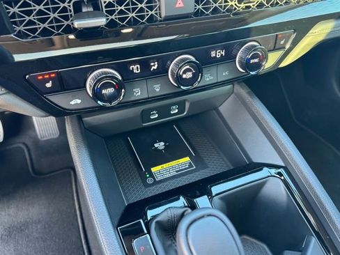 Used 2025 Honda Accord EX-L image 17