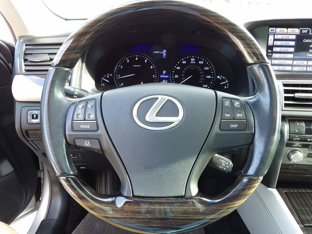 Used 2014 Lexus LS 460 w/ Comfort Package RWD image 54